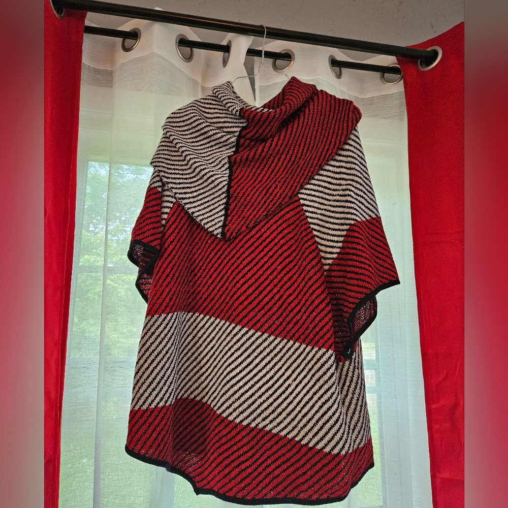 Short sleeve poncho with cowl neck